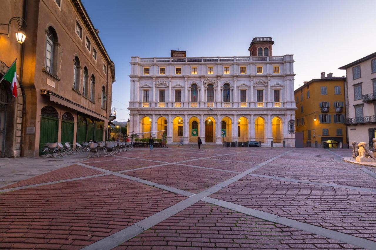 Quarenghi16 Hotel Bergamo Luaran gambar